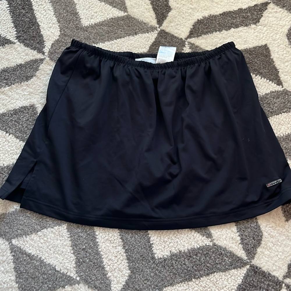 Wilson tennis or pickleball skirt